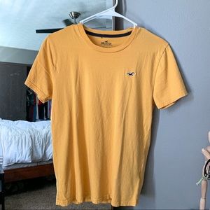 Hollister Graphic T-Shirt Mens XS Yellow